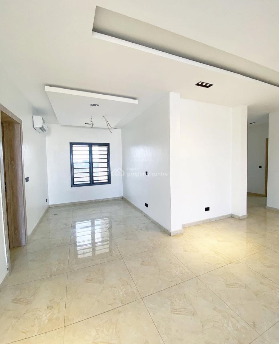 Exquisite 3bedroom Apartment, Lekki Phase 1, Right Side, Lekki Phase 1, Lekki, Lagos, Flat / Apartment for Sale