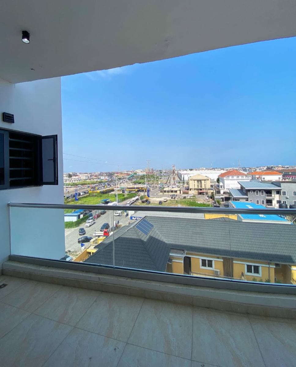Exquisite 3bedroom Apartment, Lekki Phase 1, Right Side, Lekki Phase 1, Lekki, Lagos, Flat / Apartment for Sale