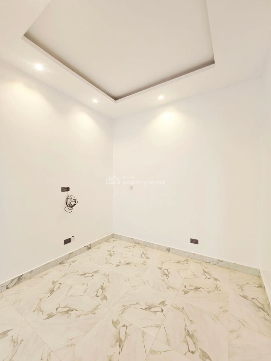 Four Bedroom Terrace Duplex, Osapa, Lekki, Lagos, Terraced Duplex for Sale