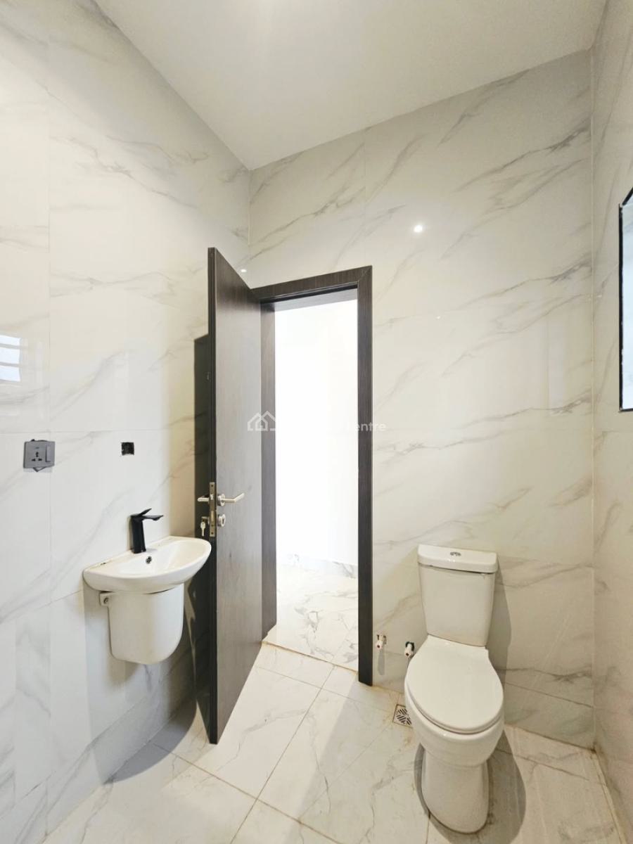 Four Bedroom Terrace Duplex, Osapa, Lekki, Lagos, Terraced Duplex for Sale