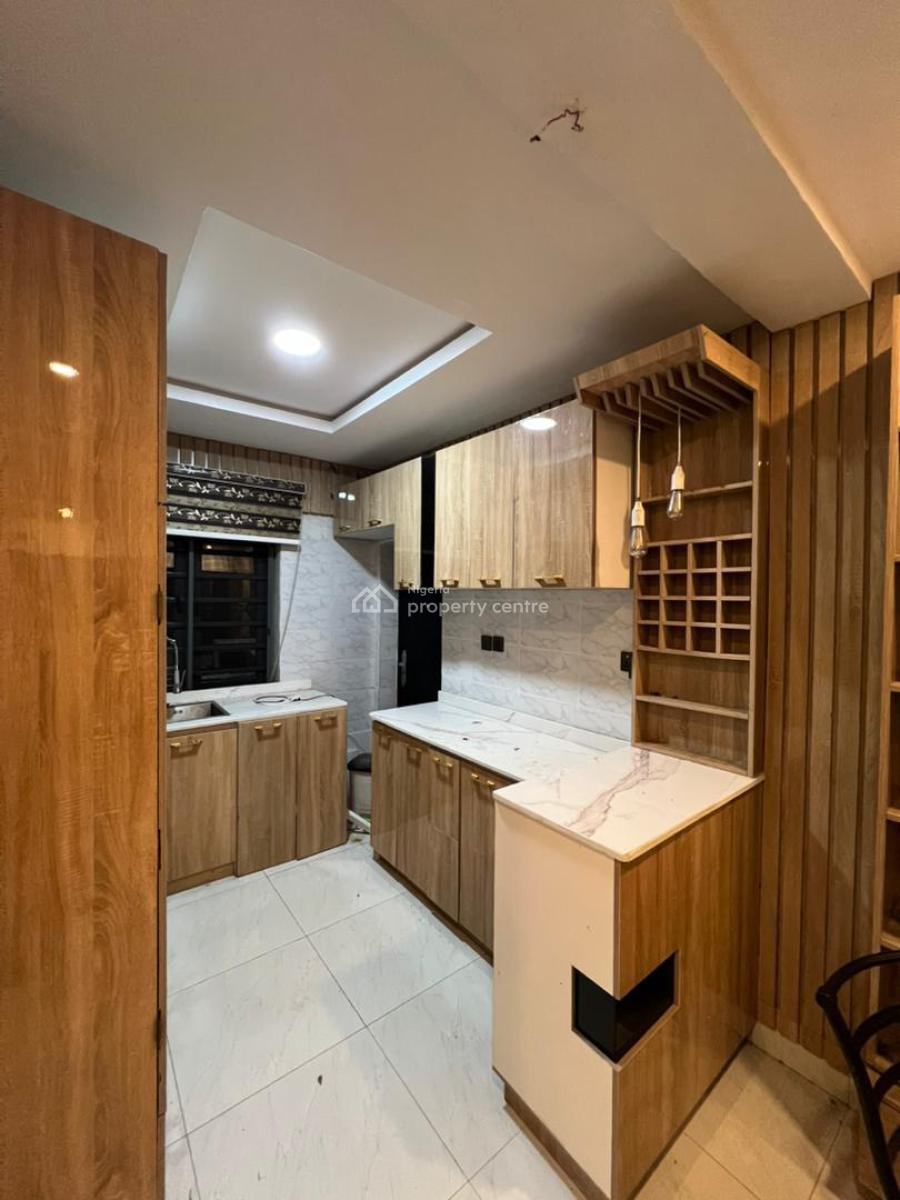 Fully Furnished 2 Bedroom Apartment, Ologolo, Ologolo, Lekki, Lagos, Flat / Apartment for Sale