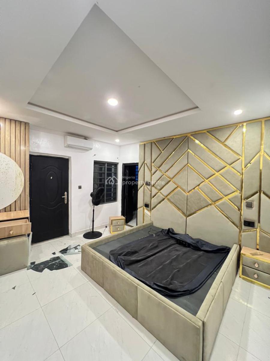 Fully Furnished 2 Bedroom Apartment, Ologolo, Ologolo, Lekki, Lagos, Flat / Apartment for Sale