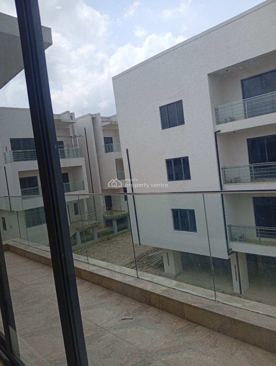 5 Bedroom Semi Detached House, Guzape District, Abuja, House for Rent