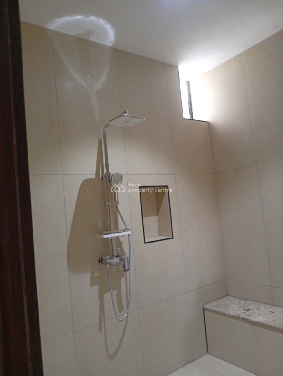 5 Bedroom Semi Detached House, Guzape District, Abuja, House for Rent