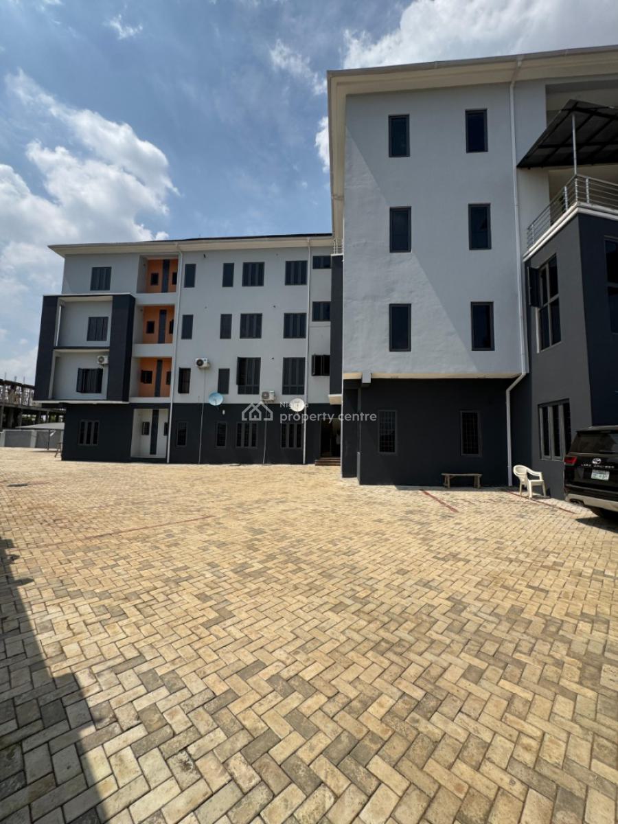 Newly Built 3bedroom Flat with Bq in a Secure Environment, Katampe, Abuja, Flat / Apartment for Rent