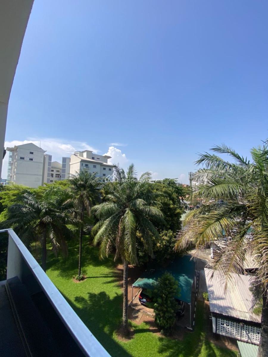 Spacious 3 Bedroom Apartment with Pool, Gym and Bq, Off Burdilion Road, Ikoyi, Lagos, Flat / Apartment for Rent