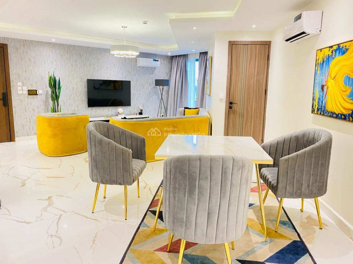 Executive 1 Bedroom Apartment with Swimming Pool, Gym & Snooker, Lekki Phase 1, Lekki, Lagos, Flat / Apartment Short Let