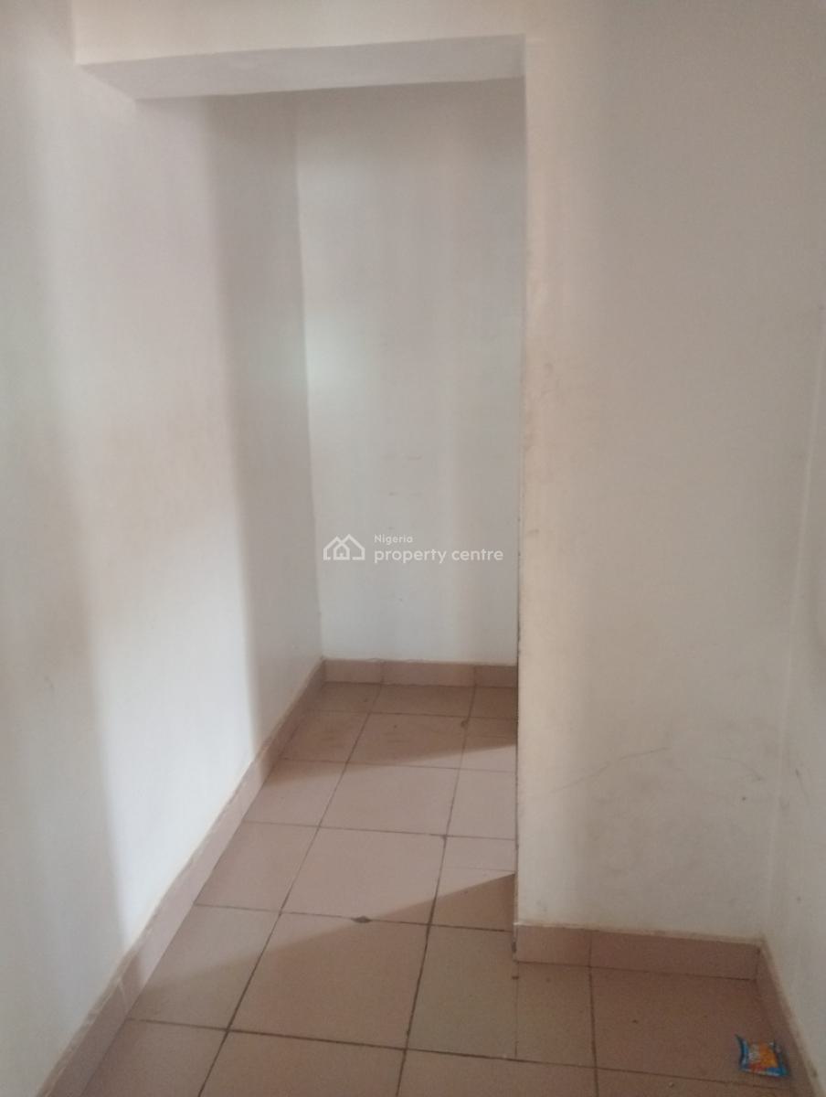 1 Bedroom Standard Apartment, By Nicon Junction, Katampe, Abuja, Flat / Apartment for Rent