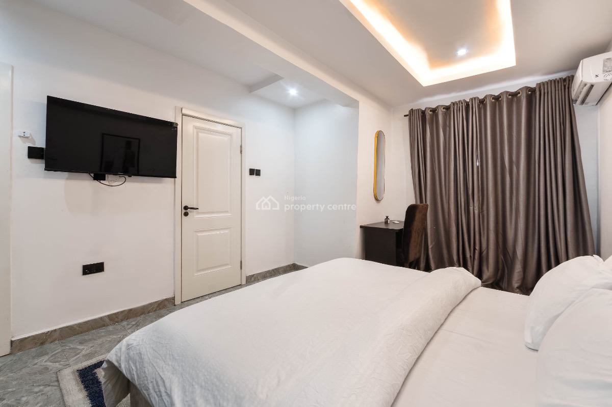 Luxury 3 Bedroom  Luxurious Apartment for Your Home Away From Home Exp, Lekki Phase 1, Lekki, Lagos, Flat / Apartment Short Let
