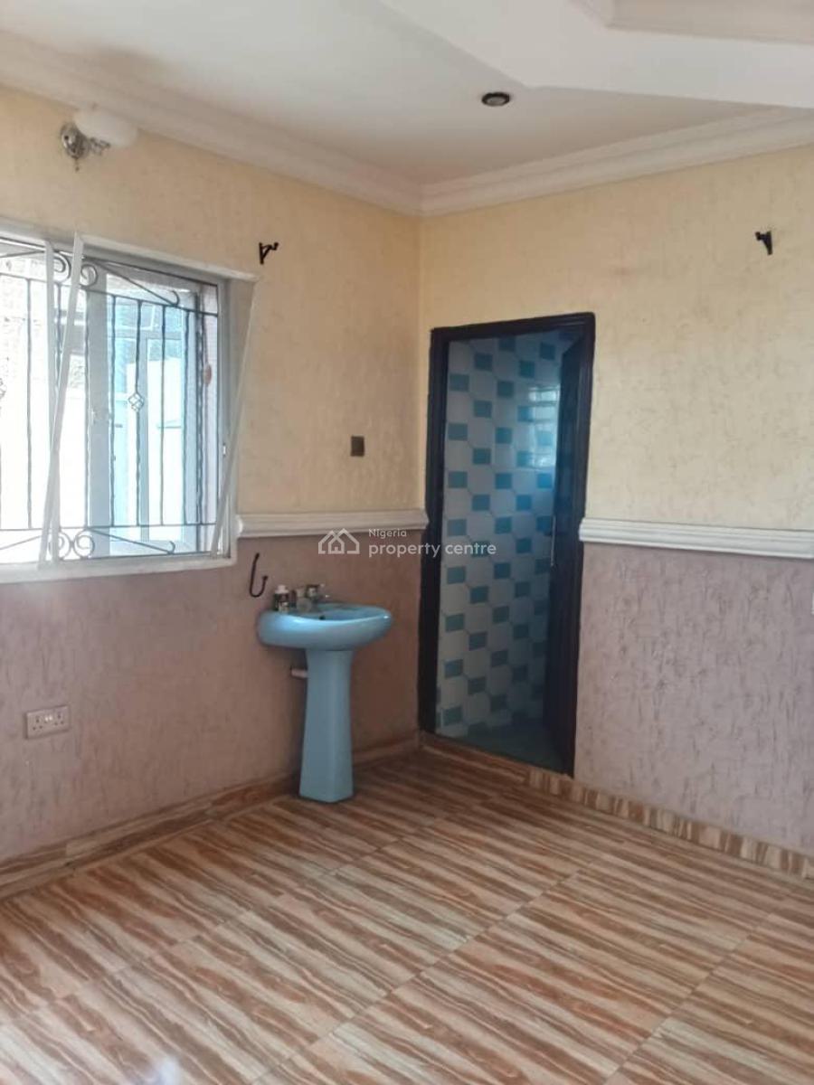 2bedroom Flat with Modern Facilities, Podo,ofo Ona Kekere Road,new Garage Ibadan, Ibadan, Oyo, Flat / Apartment for Rent