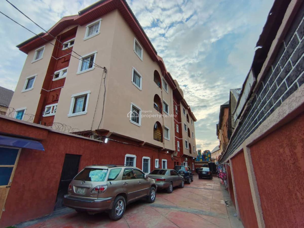 Modern Block of Flats, Abule-ado, Amuwo Odofin, Lagos, Block of Flats for Sale