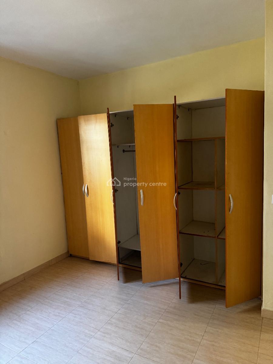 Well Maintained 3-bedroom Ensuite Apartment, Ikota, Lekki, Lagos, Flat / Apartment for Rent