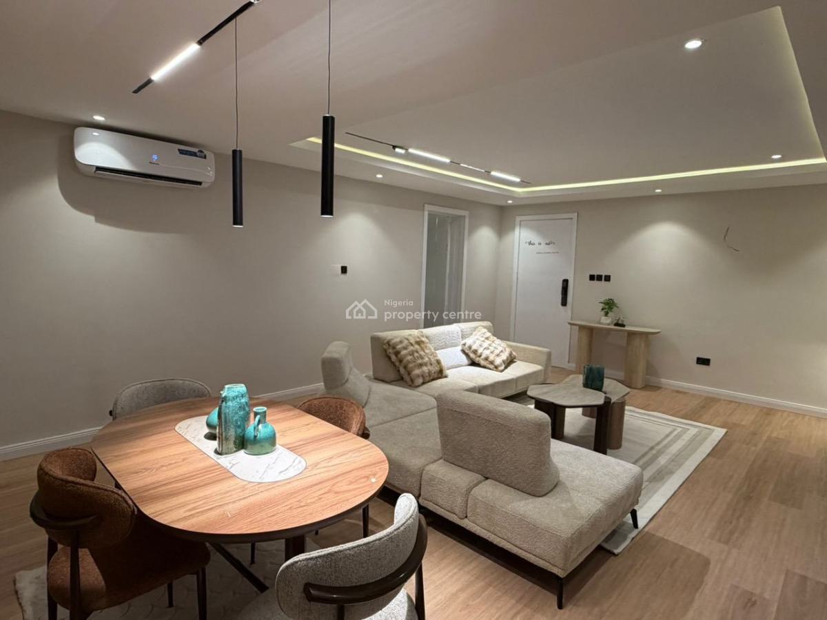 Luxury & Cozy Living: Our Chic 2-bedroom Apartment with Power 24hrs in, Lekki Phase 1, Lekki, Lagos, Flat / Apartment Short Let