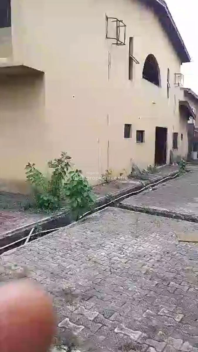 30 Rooms Hotel on 2218sqm, Chivita Ajao Estate, Mafoluku, Oshodi, Lagos, Hotel / Guest House for Sale