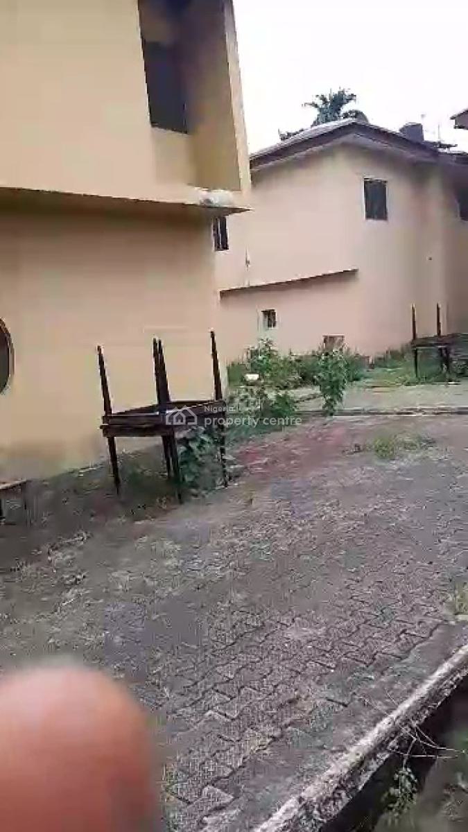 30 Rooms Hotel on 2218sqm, Chivita Ajao Estate, Mafoluku, Oshodi, Lagos, Hotel / Guest House for Sale