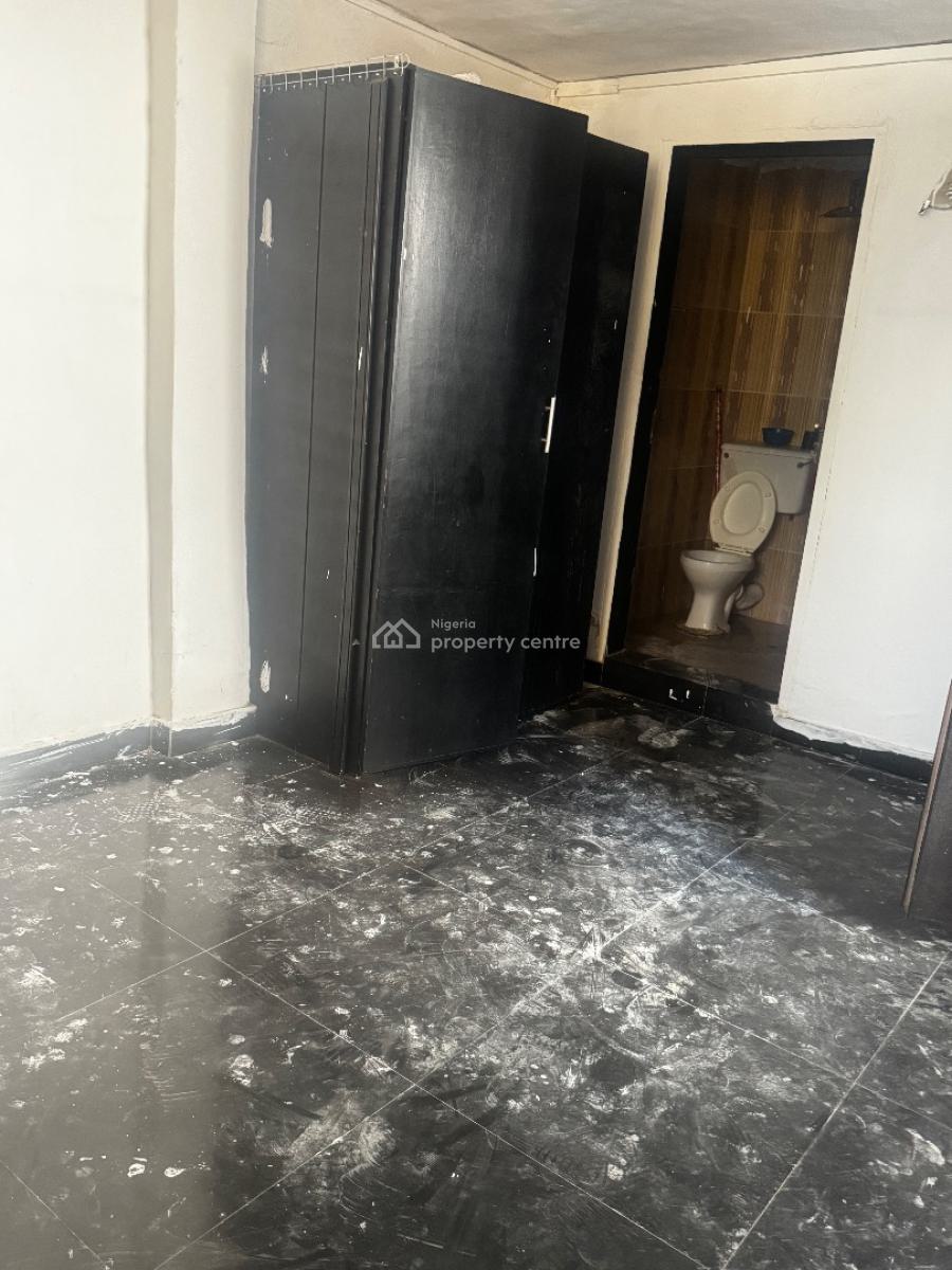 Spacious 1-bedroom Mini Flat (downstairs), Ikota, Lekki, Lagos, Self Contain (single Rooms) for Rent