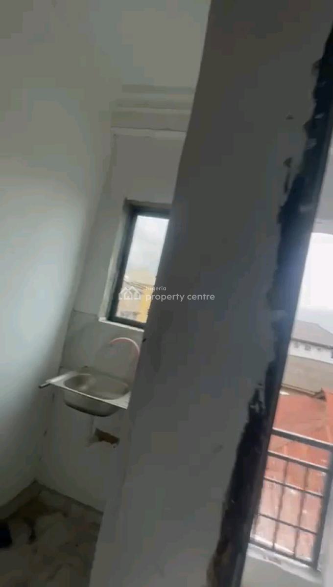 Standard and Newly Built Room Self, Shomolu, Shomolu, Lagos, Self Contain (single Rooms) for Rent