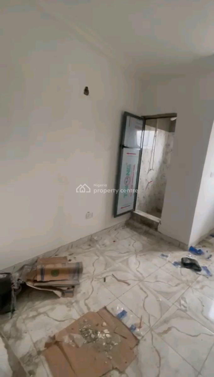 Standard and Newly Built Room Self, Shomolu, Shomolu, Lagos, Self Contain (single Rooms) for Rent