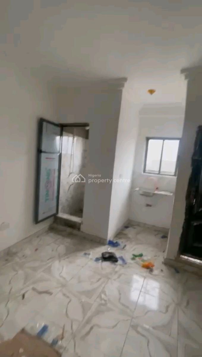 Standard and Newly Built Room Self, Shomolu, Shomolu, Lagos, Self Contain (single Rooms) for Rent