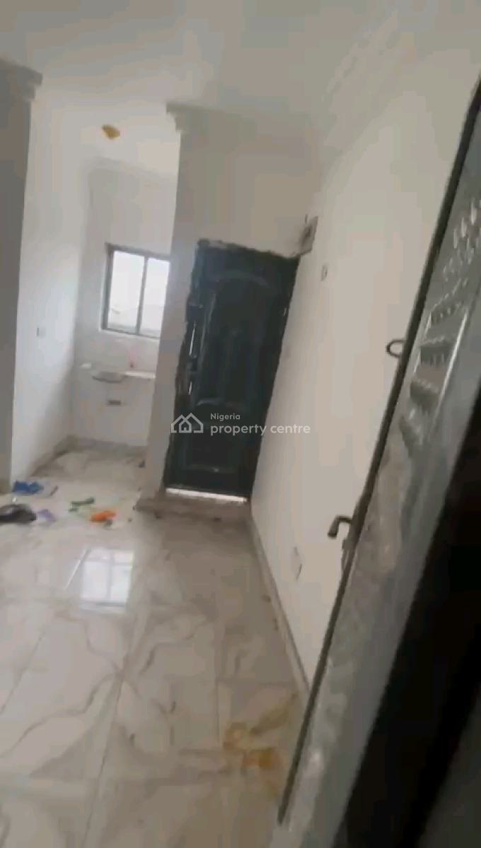 Standard and Newly Built Room Self, Shomolu, Shomolu, Lagos, Self Contain (single Rooms) for Rent