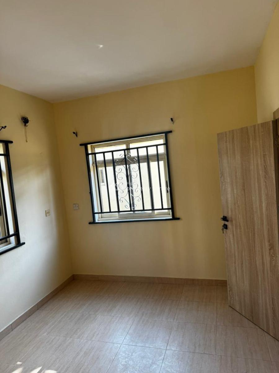 Well Maintained 3-bedroom Ensuite Apartment, Ikota, Ikota, Lekki, Lagos, Flat / Apartment for Rent