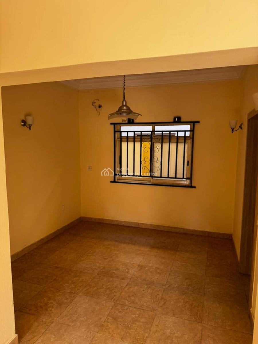Well Maintained 3-bedroom Ensuite Apartment, Ikota, Ikota, Lekki, Lagos, Flat / Apartment for Rent