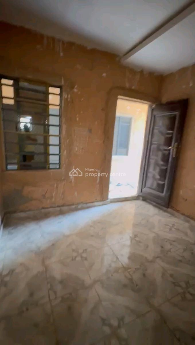 Standard and Newly Built Room Self, Shomolu, Lagos, Self Contain (single Rooms) for Rent