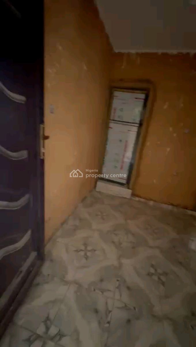Standard and Newly Built Room Self, Shomolu, Lagos, Self Contain (single Rooms) for Rent