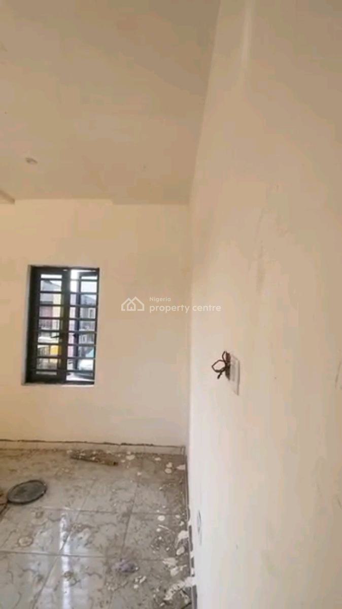 Standard and Spaciouss Mini Flat, Ilaje, Bariga, Shomolu, Lagos, Mini Flat (room and Parlour) for Rent