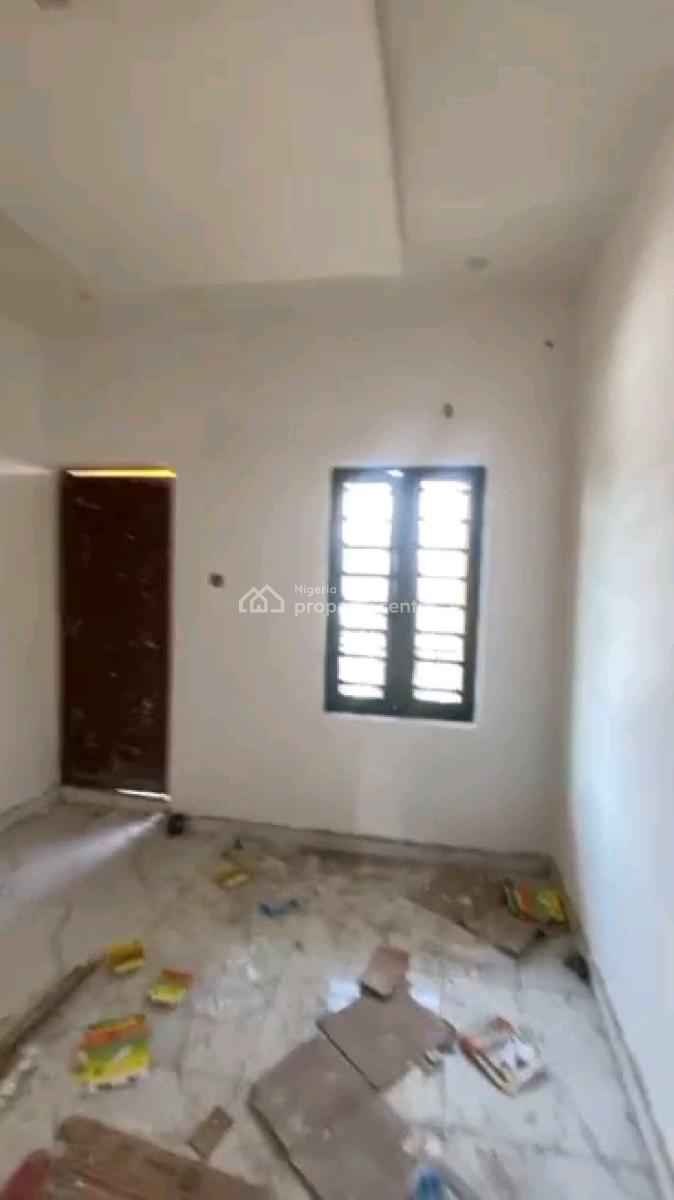 Standard and Spaciouss Mini Flat, Ilaje, Bariga, Shomolu, Lagos, Mini Flat (room and Parlour) for Rent