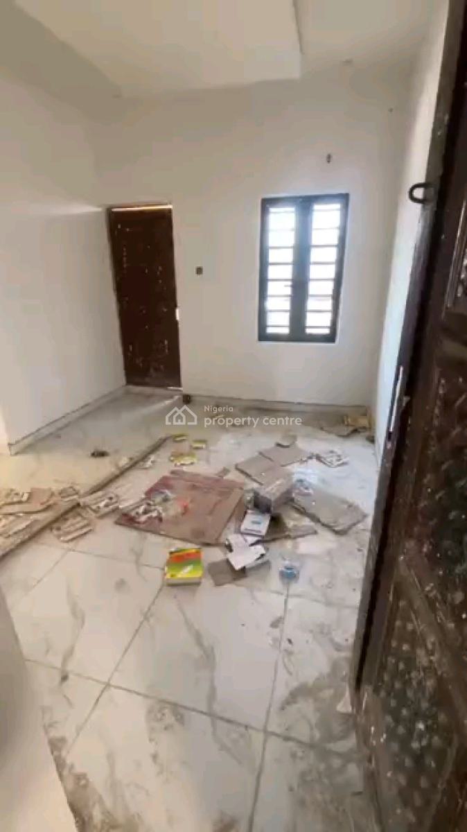 Standard and Spaciouss Mini Flat, Ilaje, Bariga, Shomolu, Lagos, Mini Flat (room and Parlour) for Rent