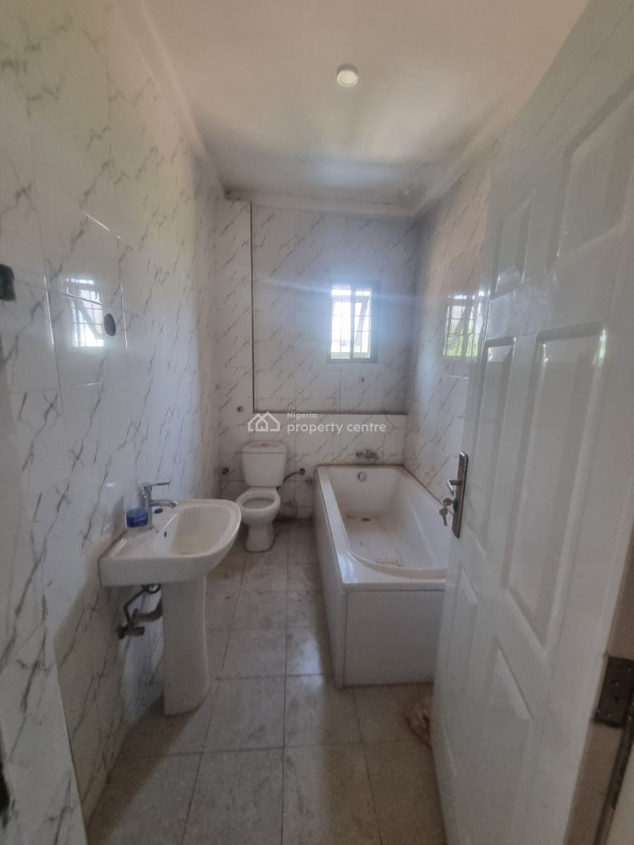 Newly Vacated 4 Bedrooms Terrace Duplex +bq & Acs, Jabi, Abuja, Terraced Duplex for Rent