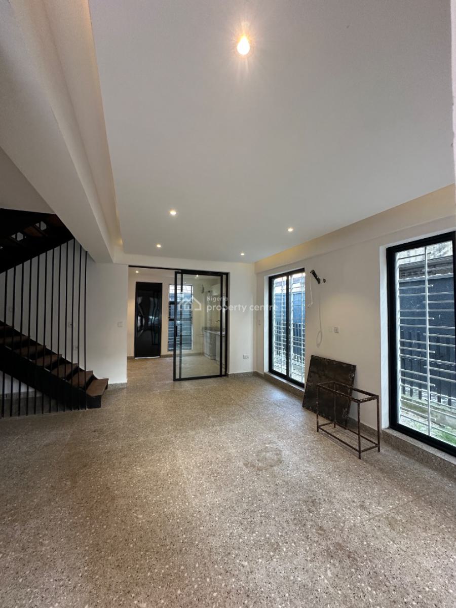 5bedroom Terrace Duplex, Illasan, Lekki, Lagos, Terraced Duplex for Rent