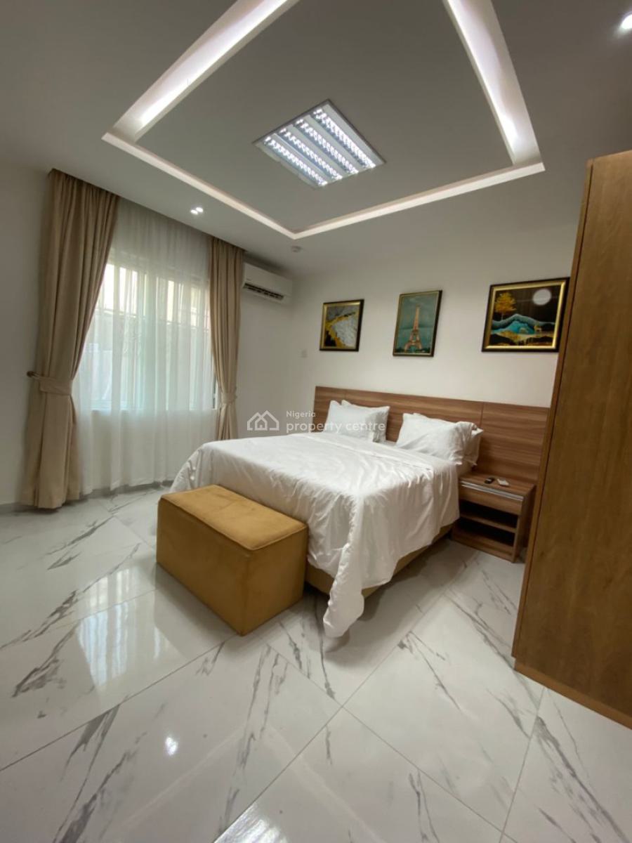 3 Bedroom Apartment with Swimming Pool, Lekki, Lagos, Flat / Apartment Short Let