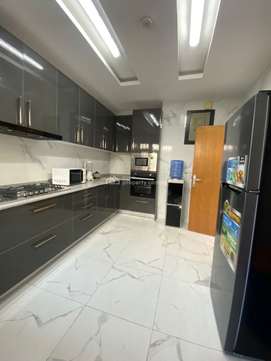 3 Bedroom Apartment with Swimming Pool, Lekki, Lagos, Flat / Apartment Short Let