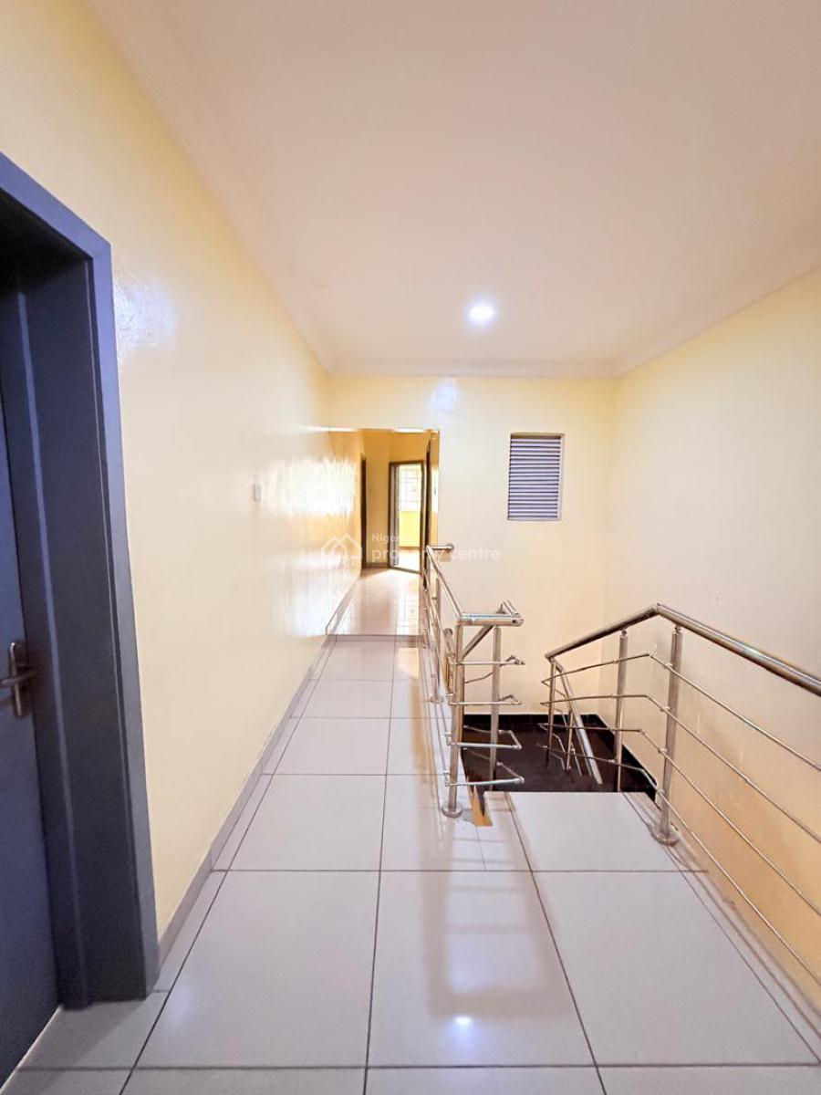 4 Bedroom Semi Detached Duplex with 2 Rooms Bq in Magodo Phase 2., Phase 2, Gra Phase 2, Magodo, Lagos, Semi-detached Duplex for Rent