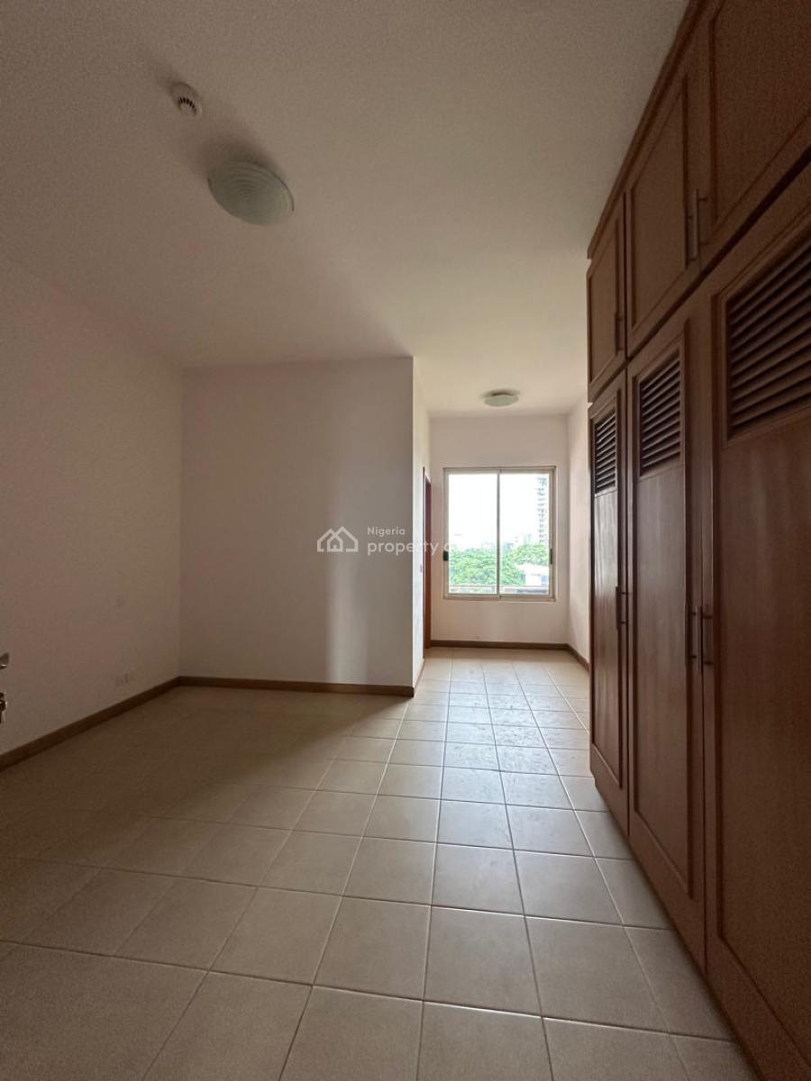 Luxurious 4 Bedroom Apartment with Bq, Old Ikoyi, Ikoyi, Lagos, Flat / Apartment for Rent