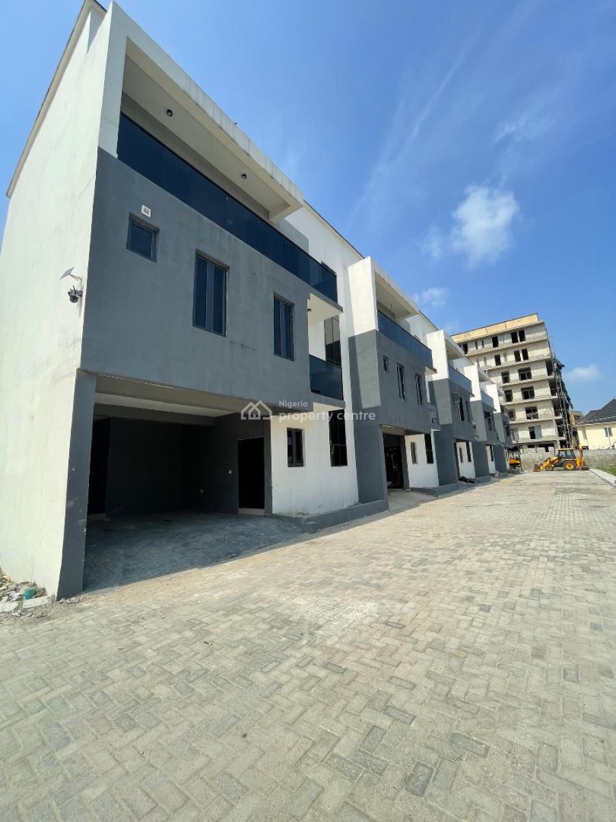 Fully Fitted 4 Bedroom Terraced Duplex in a Secure Location, Lekki Phase 1, Lekki, Lagos, Terraced Duplex for Sale