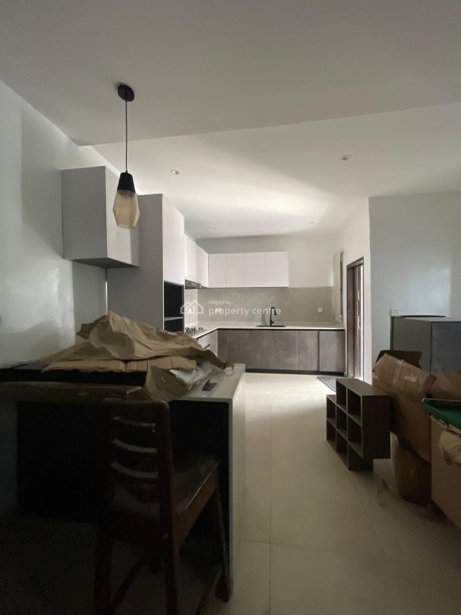 Fully Fitted 4 Bedroom Terraced Duplex in a Secure Location, Lekki Phase 1, Lekki, Lagos, Terraced Duplex for Sale