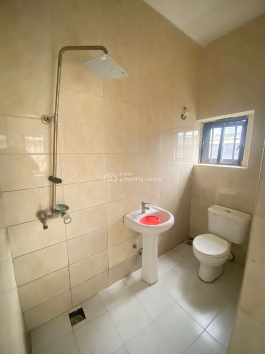 Sharp 3 Bedrooms Apartment, Ogidan Axis After Blenco Sangotedo, Ajah, Lagos, Flat / Apartment for Rent