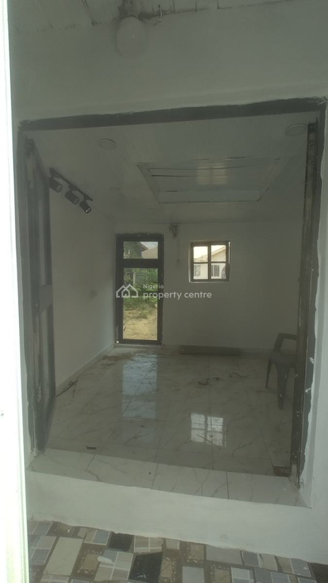 Standard Shop on a Strategic Street, Sangotedo, Ajah, Lagos, Shop for Rent