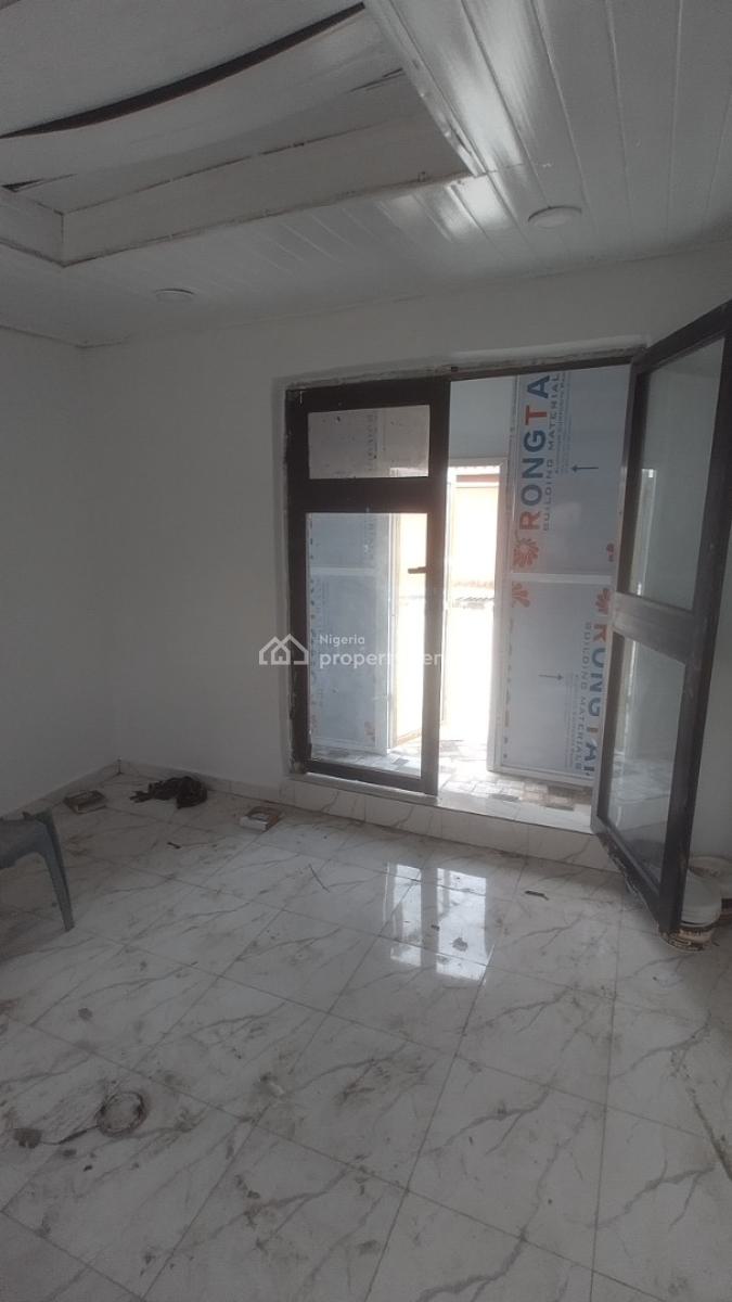 Standard Shop on a Strategic Street, Sangotedo, Ajah, Lagos, Shop for Rent