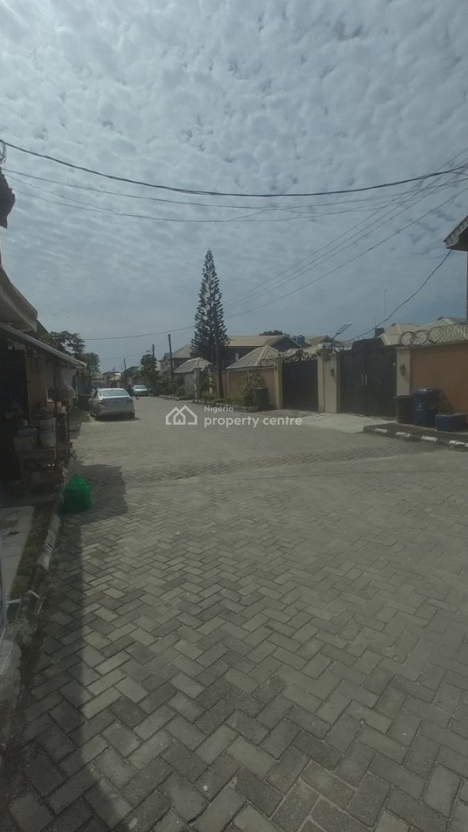 Standard Shop on a Strategic Street, Sangotedo, Ajah, Lagos, Shop for Rent
