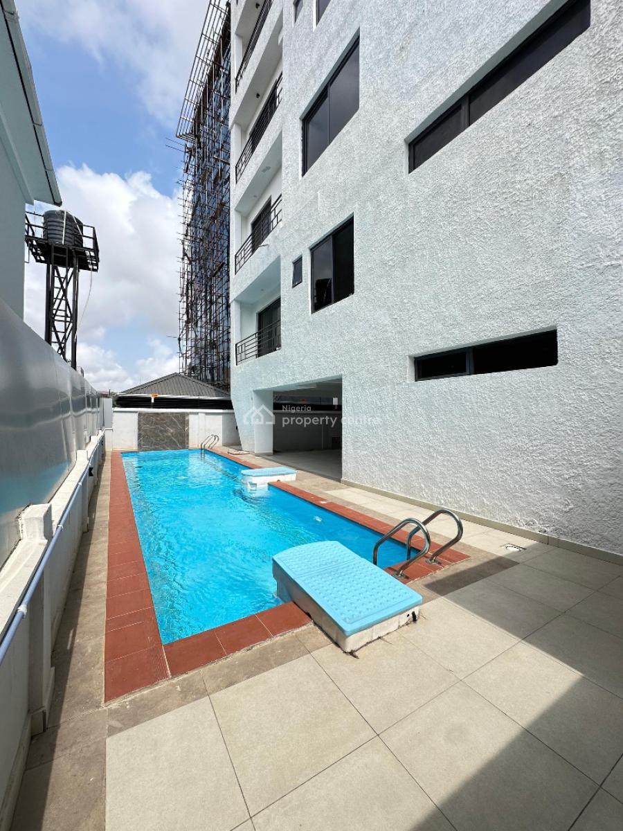 Magnificently Built 5 Bedroom Penthouse with Pool, Gym and Elevator, Lekki Phase 1, Lekki, Lagos, Flat / Apartment for Sale