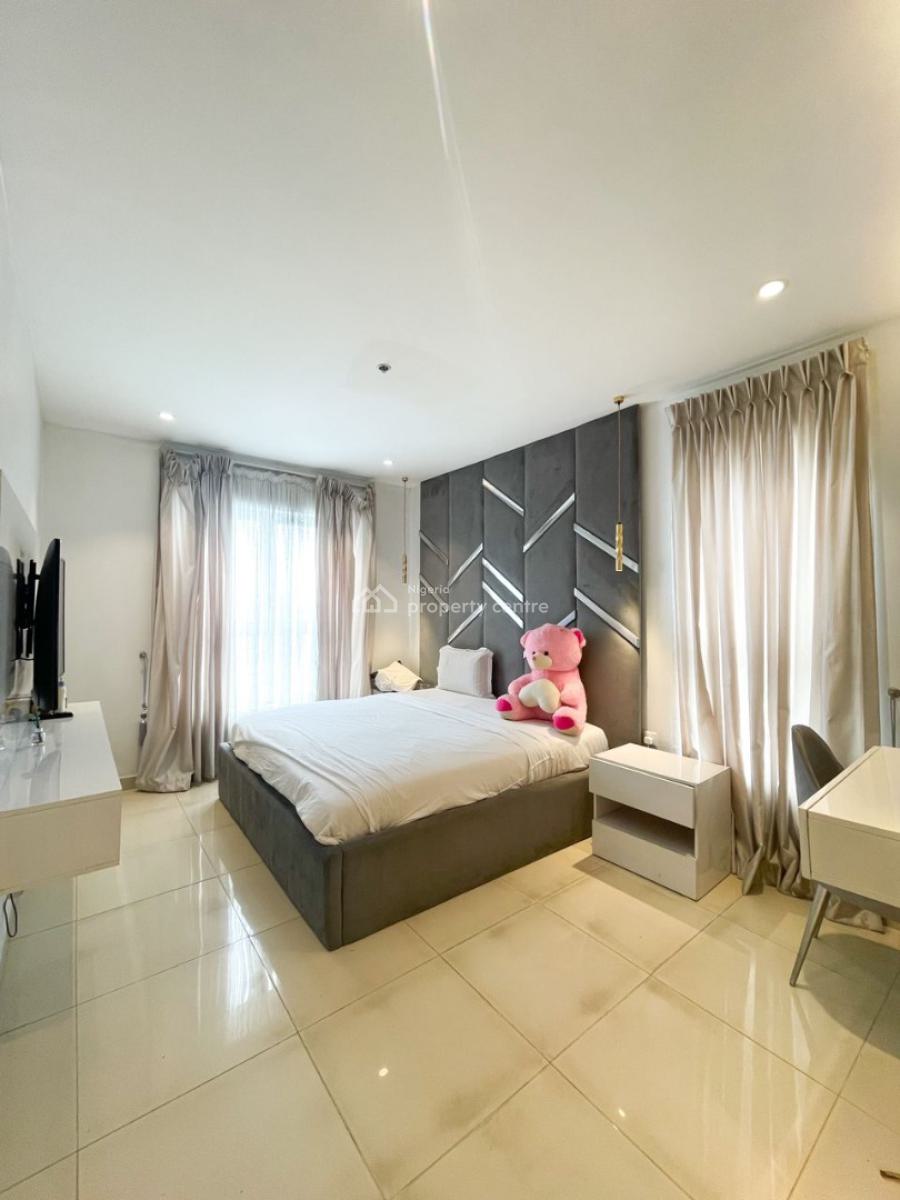 Luxury 3bedroom Apartment with Swimming Pool,gym, Elevator,etc, Oniru, Victoria Island (vi), Lagos, Flat / Apartment for Sale