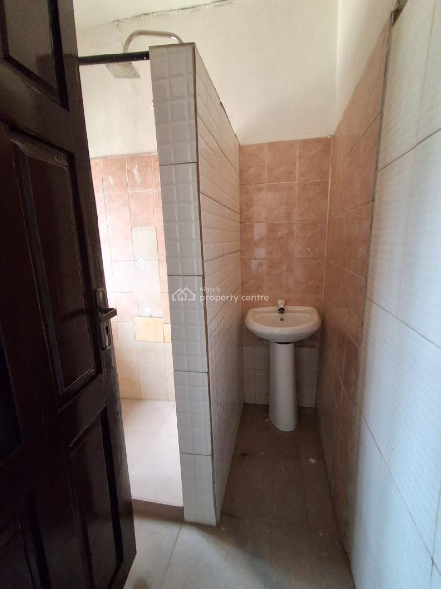 2 Bedrooms Flat in an Estate, Badore, Ajah, Lagos, Flat / Apartment for Rent
