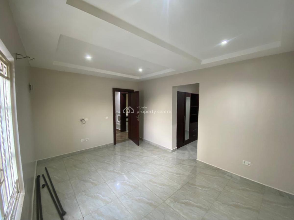 Partly Furnished 5 Bedrooms Semidetached Duplex, Wuye, Abuja, Semi-detached Duplex for Rent