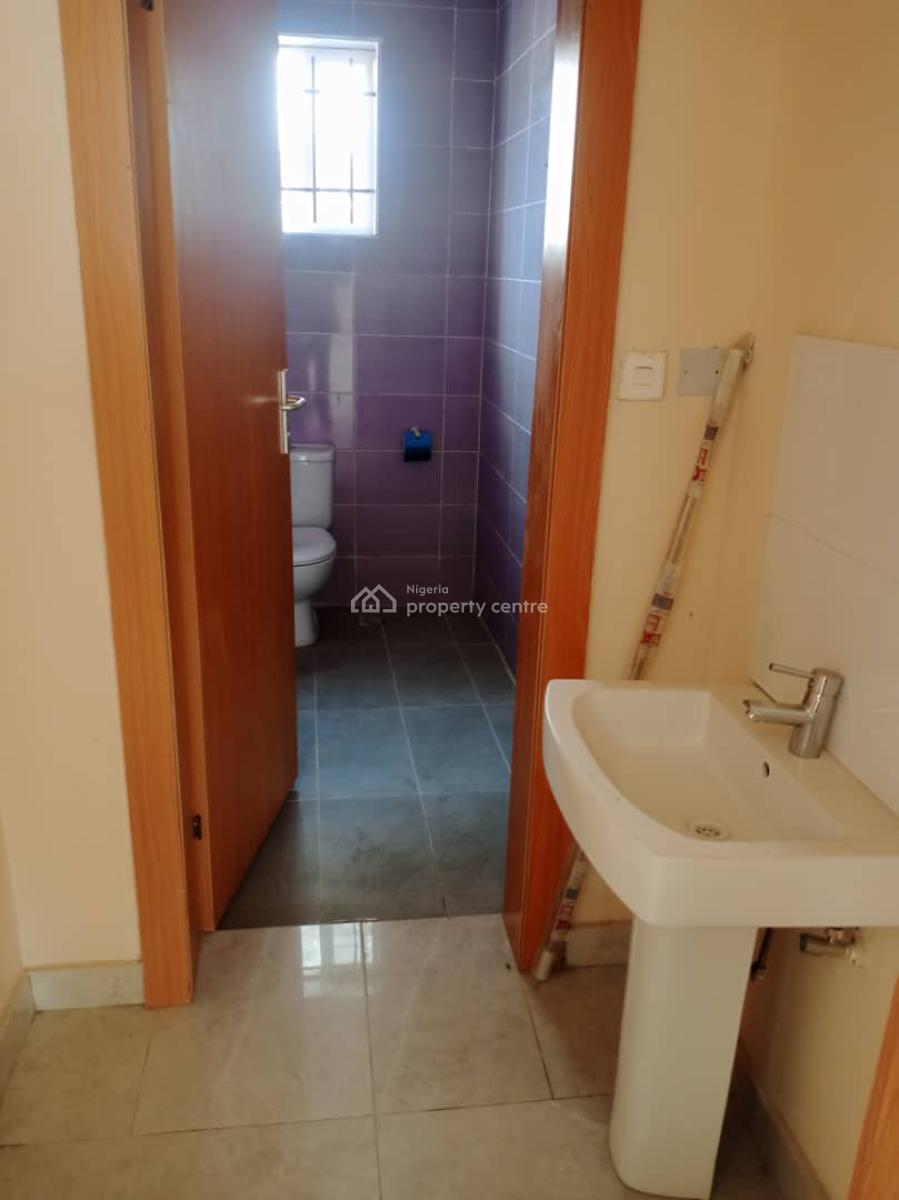 a 5 Bedroom Fully Detached House with a Bq, Pinnock Beach Estate, Osapa, Lekki, Lagos, Detached Duplex for Sale