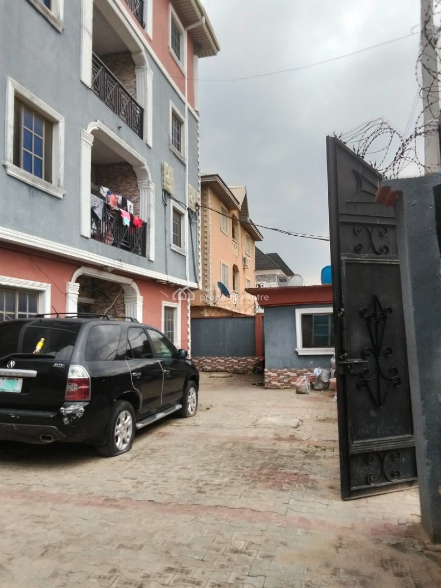 2 Bedroom Flat, Canal Estate, Okota, Isolo, Lagos, Flat / Apartment for Rent