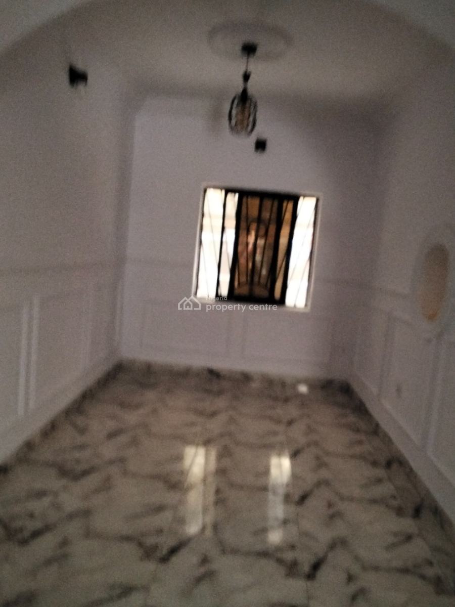 3 Bedroom Flat, Canal Estate, Okota, Isolo, Lagos, Flat / Apartment for Rent